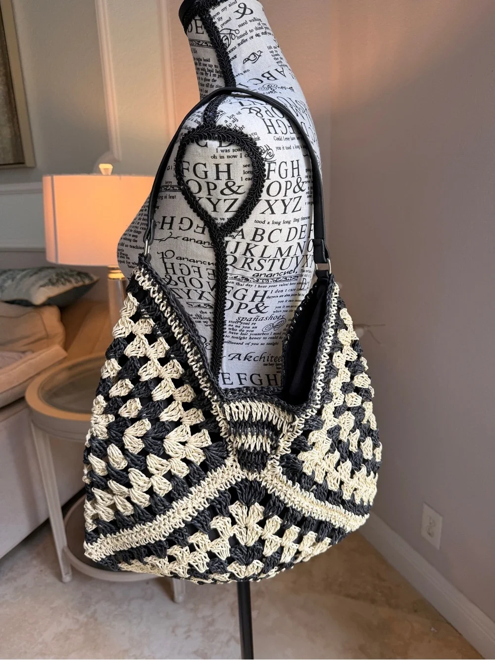 NWOT Boho Crochet Straw Hobo Bag Black Cream Granny Square Geometric